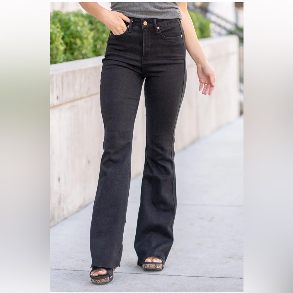 Judy Blue High Rise Cut Hem Jeans
